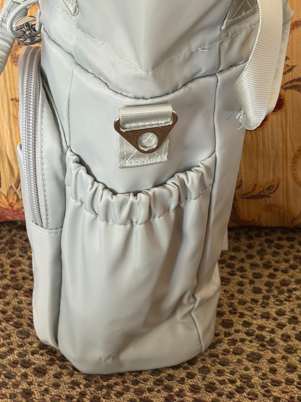 IHKWIP Insulated Water Bottle Crossbody Caddy ~ Pearl Grey - Picture 6 of 10